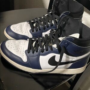 1985 Retro Nike Men's High-Top Sneakers in Navy White Black Swoosh